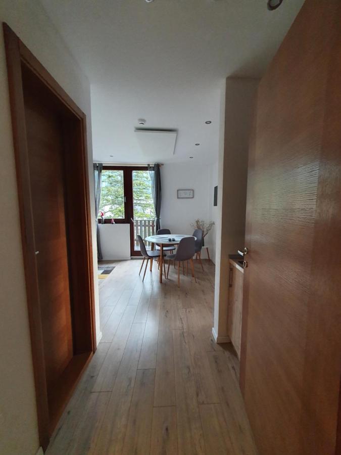 Jelka Apartmani ヤホリナ エクステリア 写真