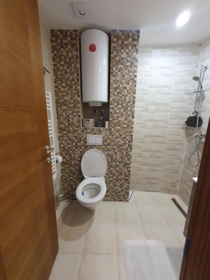 Jelka Apartmani ヤホリナ エクステリア 写真