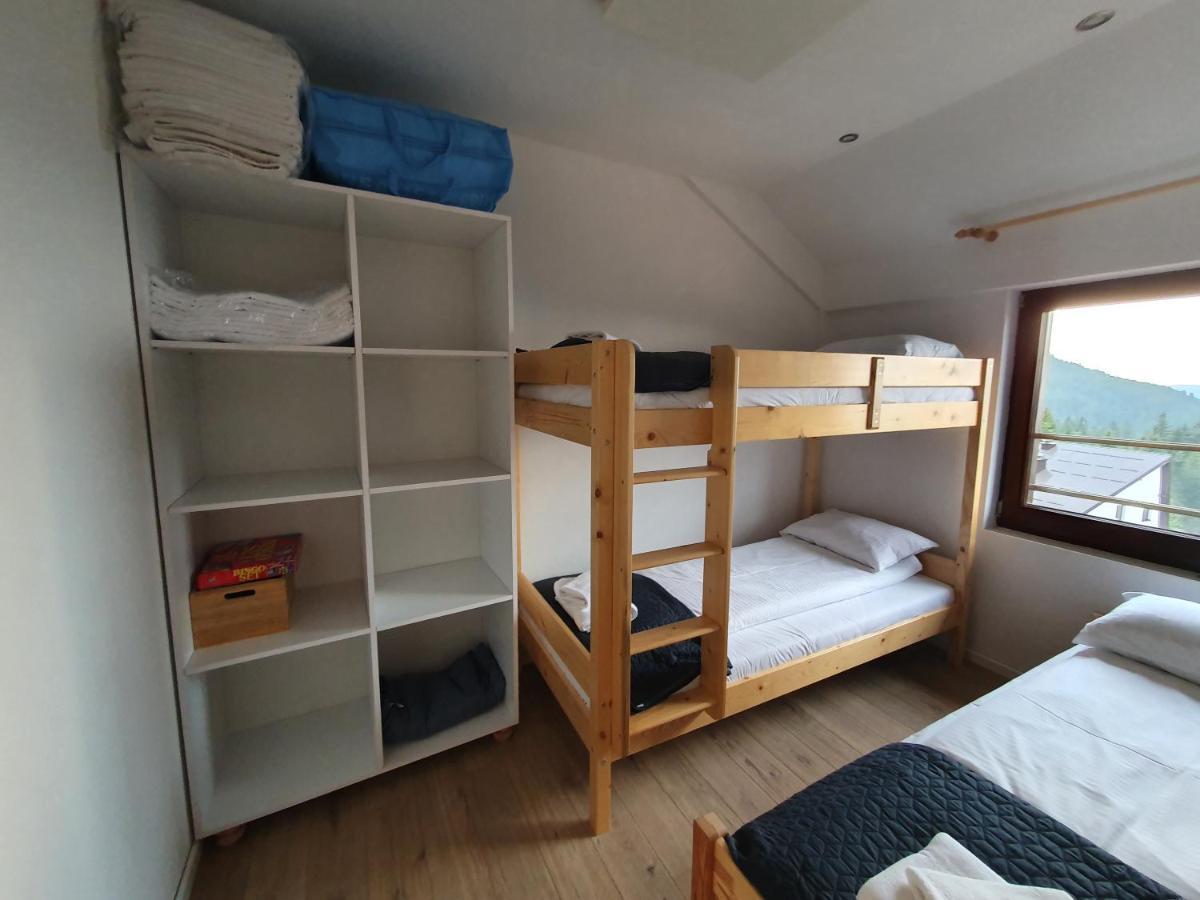 Jelka Apartmani ヤホリナ エクステリア 写真