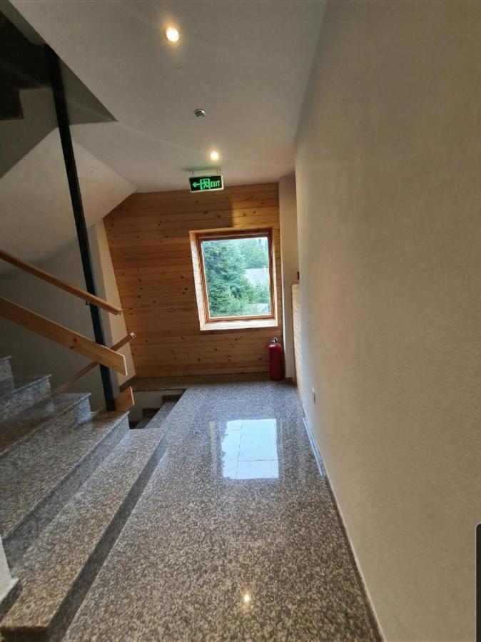 Jelka Apartmani ヤホリナ エクステリア 写真